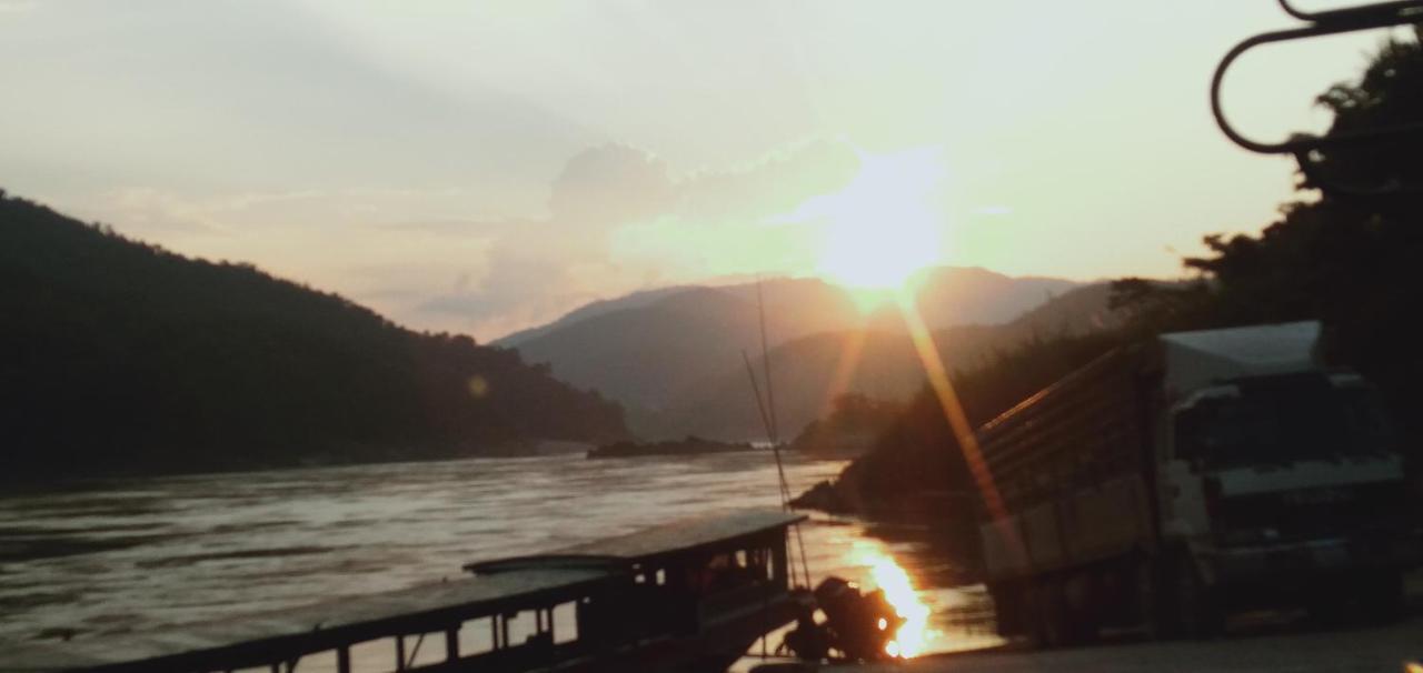 Villa Mekong Guesthouse Muang Pakbèng المظهر الخارجي الصورة